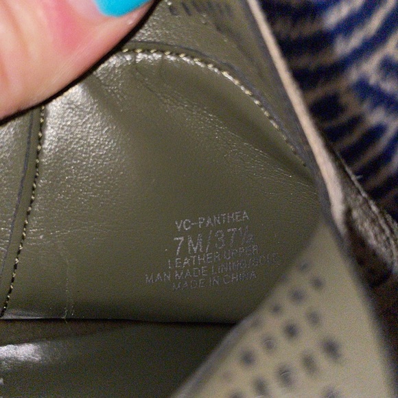 Vince Camuto Suede Exposed Ankle Booties Panthea - Picture 12 of 12